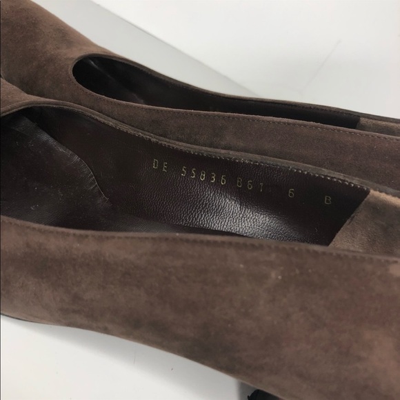 Salvatore Ferragamo Brown Suede Tortoise Heels 6 - Picture 6 of 8